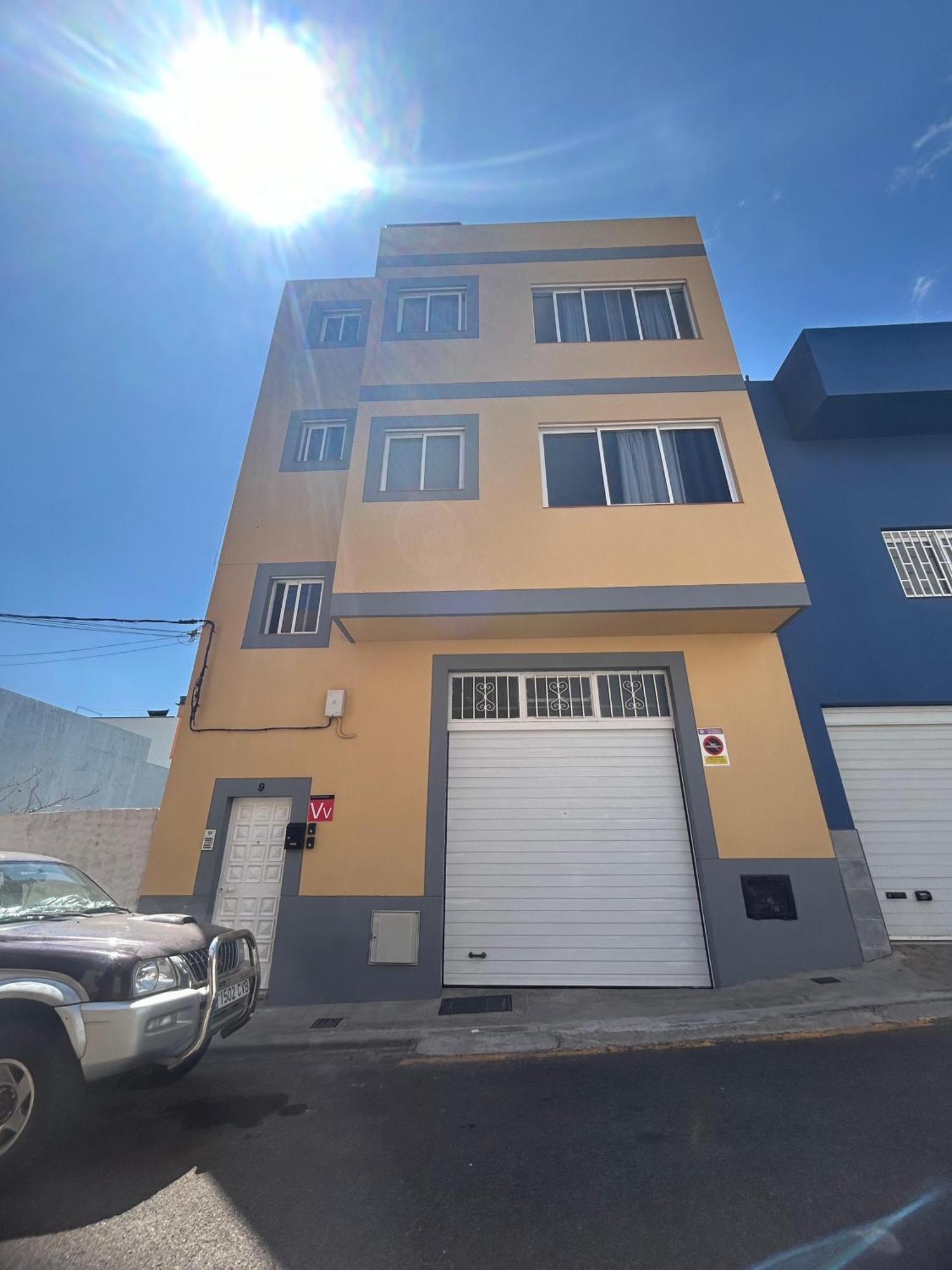 Acogedor Atico Con Terraza En San Cristobal De La Laguna Luaran gambar